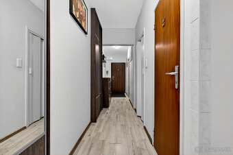 Predaj 2-izbový byt po čiastočnej rekonštrukcii, Dúbravka Pr - 13