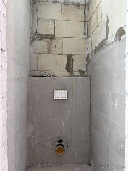 Rodinný dom - kompletná rekonštrukcia - Hrachovište - 13