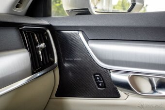 Volvo V90 D4 Inscription D4 - TOP výbava - 13