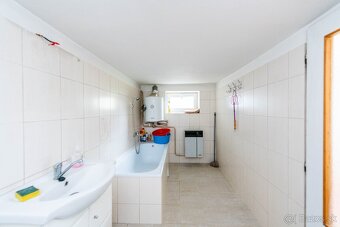 Exkluzívne ponúkame na predaj domček v obci Výškovce - 13