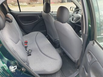 Toyota Yaris 1,0 vvti 50kw - 13