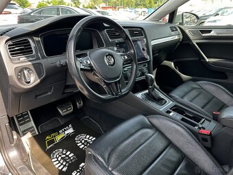 Volkswagen Golf Variant - 13