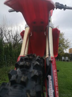 Honda CRF 450R, r.v. 2024 se startérem. - 13
