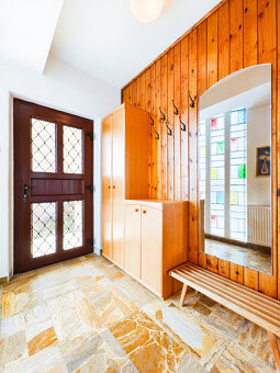 DVOJGENERAČNÁ RODINNÁ TEHLOVÁ VILA, VIHORLATSKÁ, KOŠICE - 13