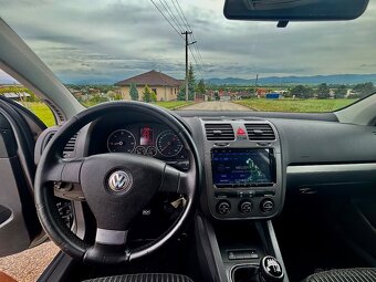 Volkswagen Golf 5  Sport TDi - 13