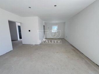 MODERNÝ 4 IZBOVÝ BUNGALOV PODLUŽANY - 13