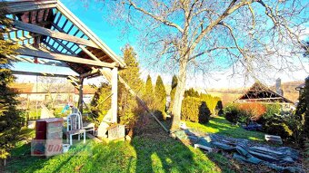 MALÁ HRADNÁ - starší domček / pekná záhrada - 13