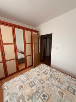 Na prenájom 2 izbový byt - 13