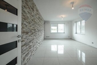 PREDAJ: 15 ročný rodinný dom - bungalov s veľkým pozemkom, P - 13