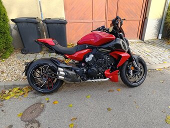 Ducati Diavel v4 Speciale pecco N°09 - 13