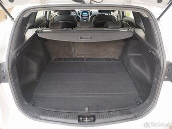 Hyundai i30 combi 1.6CRDi, r.v.: 4/2016, STK a EK: 6/2026 - 13