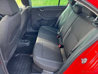 PREDÁM ŠKODA RAPID LIFTBACK 1,6 TDi 66kw 2015 - 13