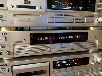 Sony DAR-1000ES - verze 2.1 CHAMPAGNE/BLACK - 13