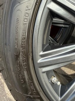 Original kolesa BMW 5 G30 245/45R18 elektróny 8Jx18 ET30 - 13
