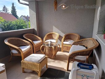 Dvojgeneračný rodinný dom s dvojgarážou - 13