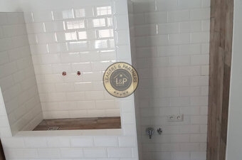 NA PREDAJ Rodinný dom po rekonštrukcii pri Bardejove - 13