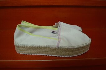 predam nove, original espadrilky/topanky Tommy Hilfiger - 13