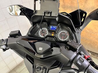 Skuter Honda Forza 125 - 13