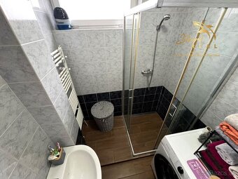 Zrekonštruovaný 4 izbový byt v tehlovej bytovke s garážou - 13