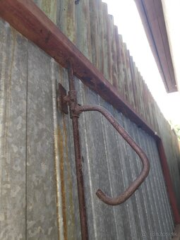 Predám nábytok, PVC rúru a garážovú bránu - 13