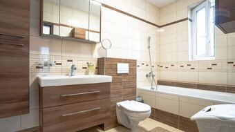 Novostavba rodinného domu s garážou - Skalica - 13