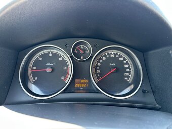 Opel Astra 1.9 CDTi Enjoy 120k - 13