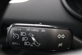 Škoda Octavia Combi 2.0 TDI - 13