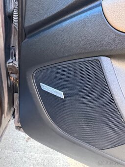 Audi Q7 3.0 TDI 176kw Quattro 7miestne - 13