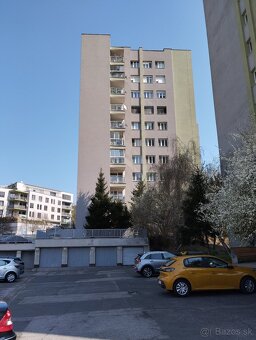 3izb. byt pri Horskom Parku - ul. Svetlá - 85 m² - BA - 13