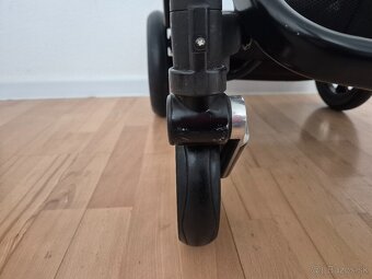 BRITAX GO NEXT + Realme Wi-fi smart camera 360 - 13