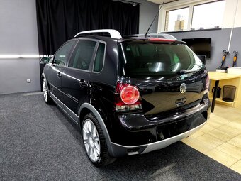 Volkswagen Polo 1.4 16V Cross - 13