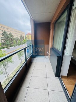 Ponúkam na prenájom 2-izbový byt v projekte  Urban residence - 13