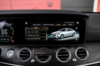 Mercedes-Benz E53 AMG Sedan 4Matic DPH - 13