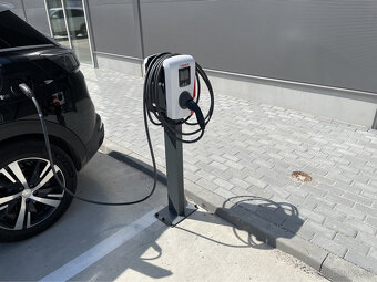 Prenájom výrobno-skladového priestoru 900 m² v časti Bratisl - 13