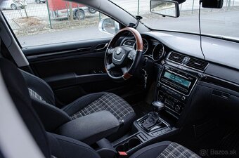 Škoda Superb Combi 2.0 TDI DSG - 13