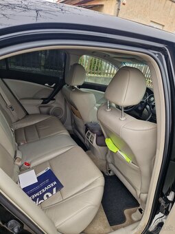 Honda accord 2010 - 13