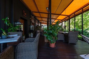Odstúpenie prevádzky "KAVIAREŇ CLUB K2" na Štúrovej ulici - 13
