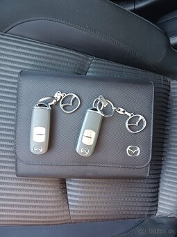 Mazda 3 hatchback, 2.0 benzín, automat - 13