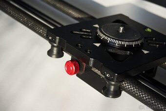 Karbónový slider - koľajnice s osou (pan) 80cm - 13