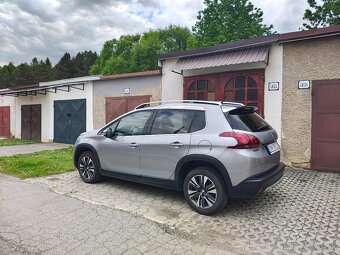 Peugeot 2008 1.2 Puretech 96kw  výbava Allure v záruke - 13