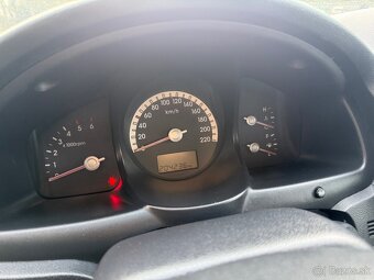 KIA Sportage 2.0 CRDI - 13