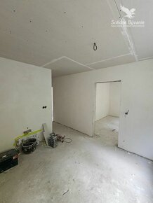 4 izbový byt v prebiehajúcej rekonštrukcii - 13