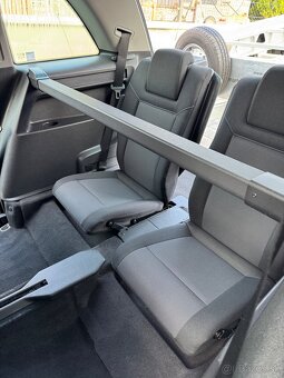 Opel Zafira 1.9 CDTi, 7 miest - 13