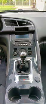 Peugeot 3008 1.6 hdi Style - 13