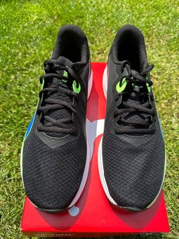 Bezecke tenisky Puma Twitch - 13