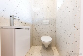 Rodinný dom na predaj - REZERVOVANÉ, Nové Mesto nad Váhom - 13