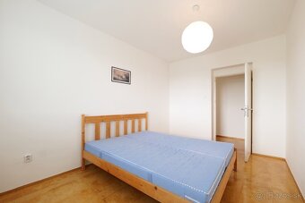 Veľký 3-izbový byt s terasou a panoramatickým výhľadom - 13