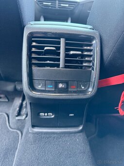 ŠKODA OCTAVIA COMBI 2.0 TDI DSG 110KW 5/2021 - 13