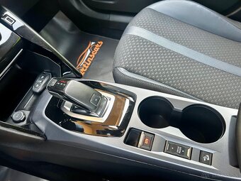 Peugeot 2008 1.5 BlueHDi 130 Allure EAT8 - 13