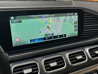 Mercedes-Benz GLS 400d 4MATIC AMG 7 - miestné - 13